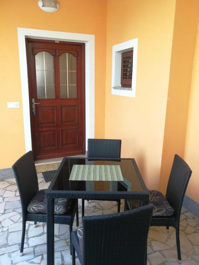 מדולין Apartments Ines מראה חיצוני תמונה