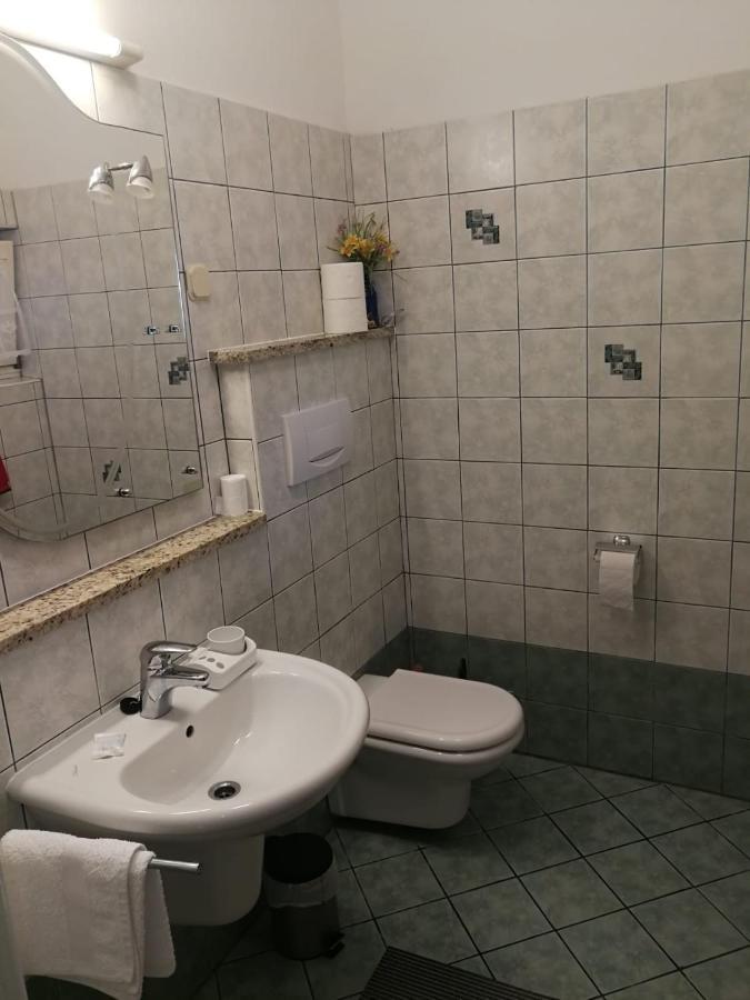 מדולין Apartments Ines מראה חיצוני תמונה